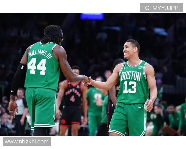 马尔科姆布罗格登的篮球之路与职业生涯成就探讨