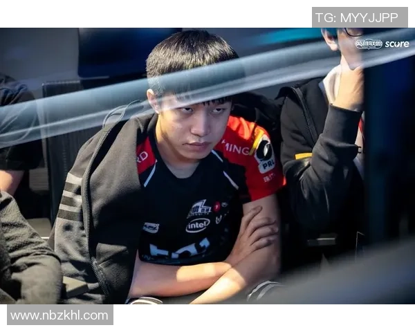 和平精英焦点分析:EDG战队技术策略与游戏战术深度探讨MBA