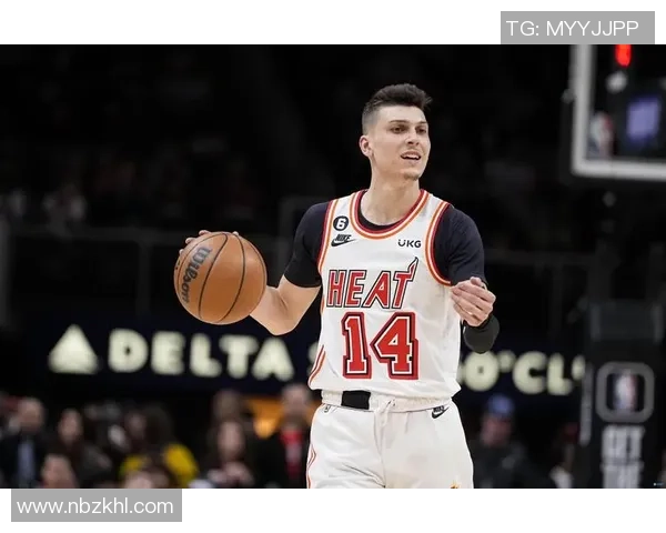 泰勒希罗的篮球之路:从新秀到明星的蜕变与挑战